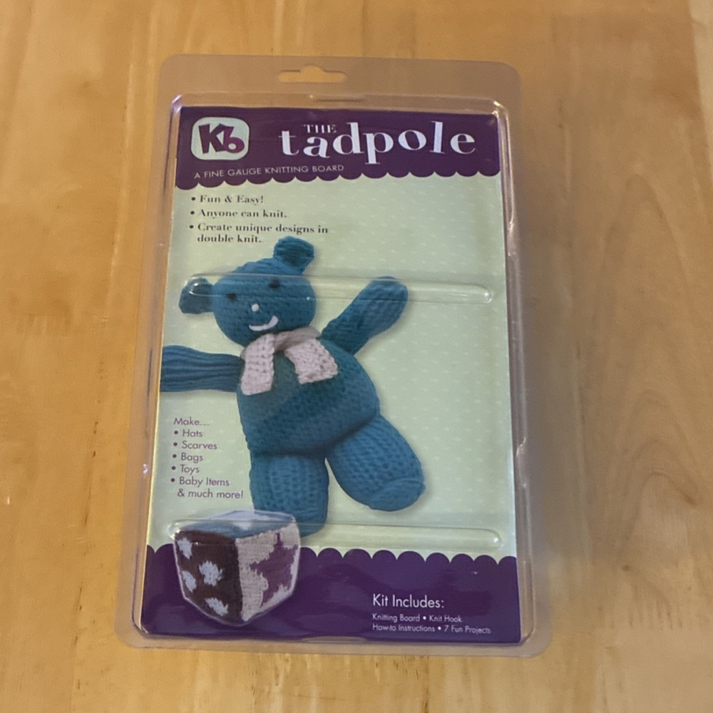 KB The Tadpole Fine Gauge Knitting Board Kit w/ Knit Hook, Instructions
